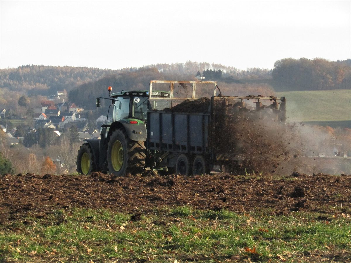 Manure spreader 8 t